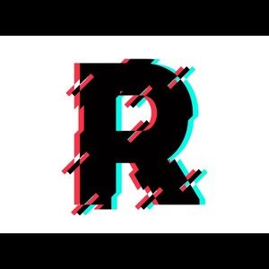 Meet your Posher, Carolyn